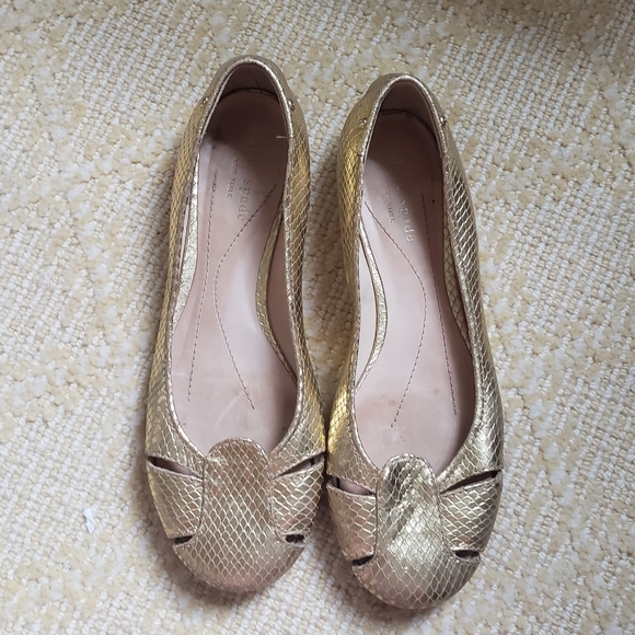 Kate Spade Gold Snakeskin Flat - Picture 1 of 3